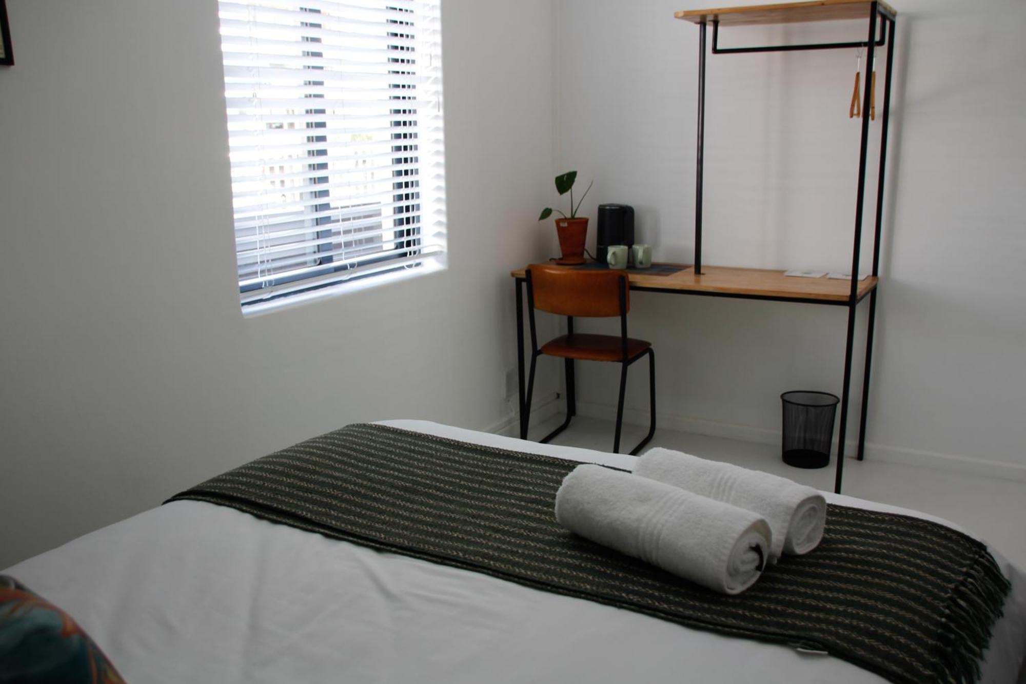 Apartment 82 On Regent *