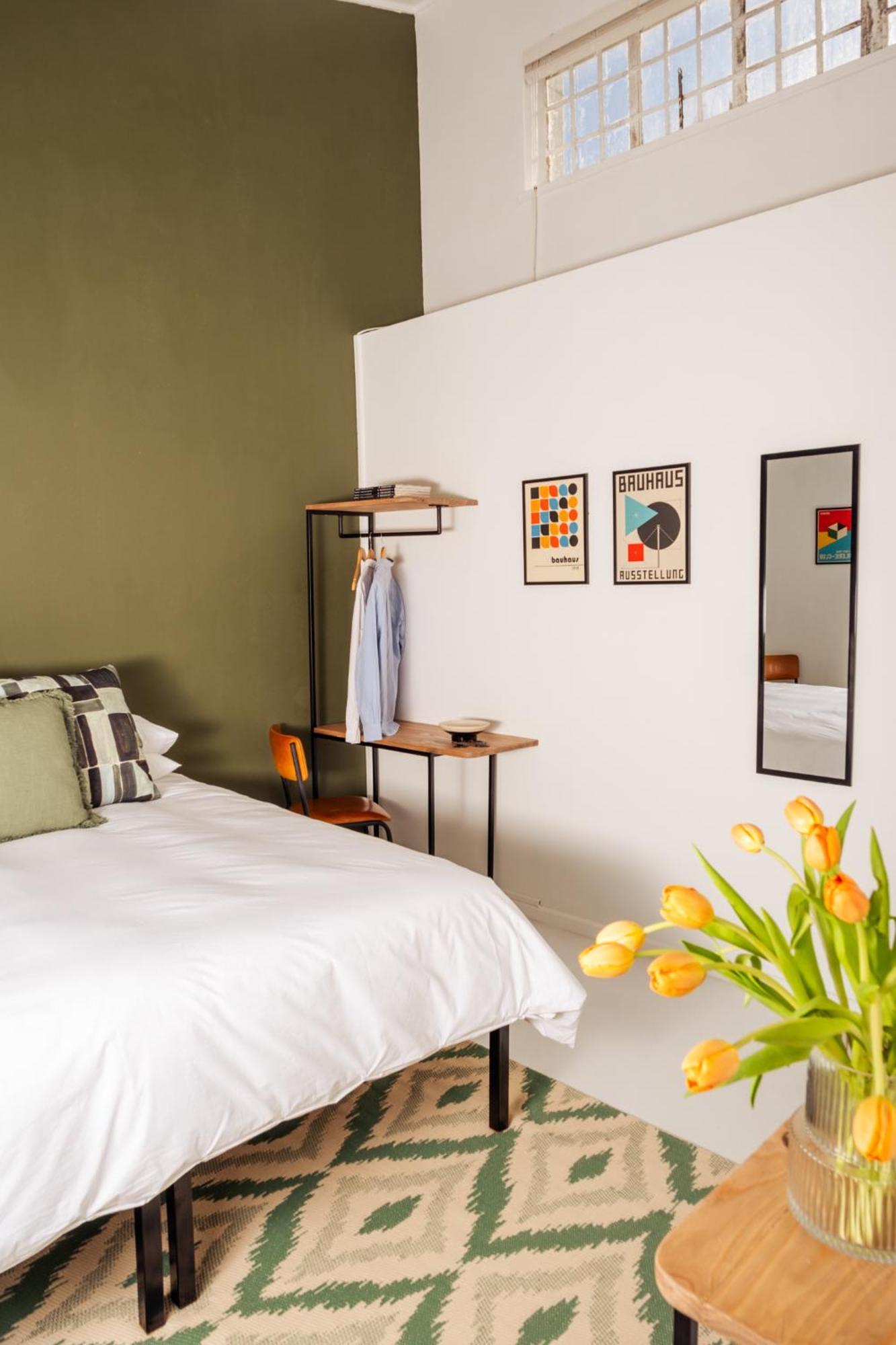 Apartment 82 On Regent *